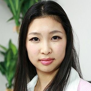 yus006 联合企业女业务 内田凛