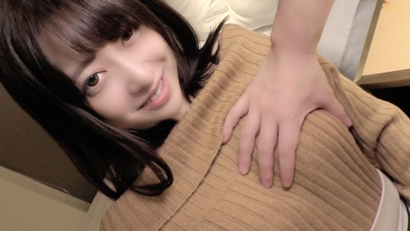 FC2-PPV-1564309 【流出】有男友的大學妹子被騙無套本番大中出