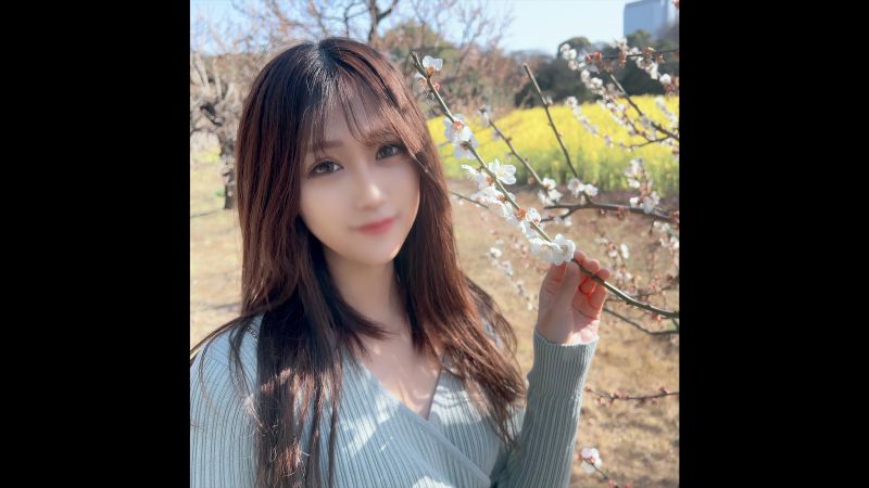 FC2-PPV-3245982 长身美脚麻豆级外表！有着美丽曲线美的美痴女2回连续无套中出！！