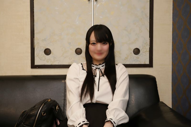 FC2-PPV-4344459 搭讪的辣妹是罗莉F罩杯巨乳妹子！淫荡访谈后逐渐过激、居然中出了ｗ