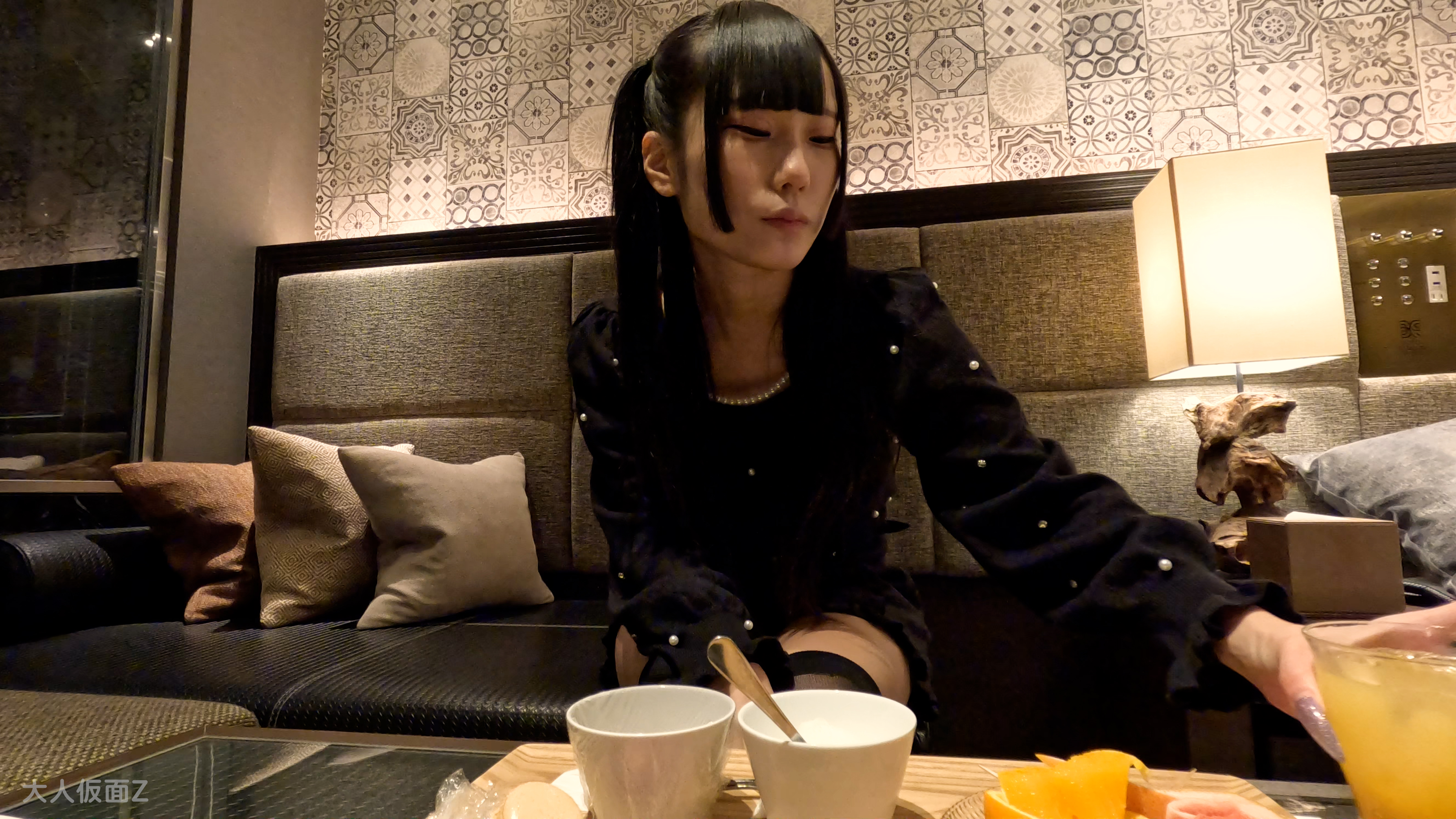FC2-PPV-4364209 美緒(19)可愛巨乳大學生的初肛門貫通影片本編與其他角度。