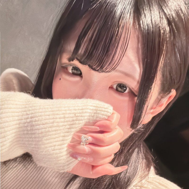 FC2-PPV-4742660 ※無碼【真素人初次拍攝】對19歲大學後輩美女大量無套中出