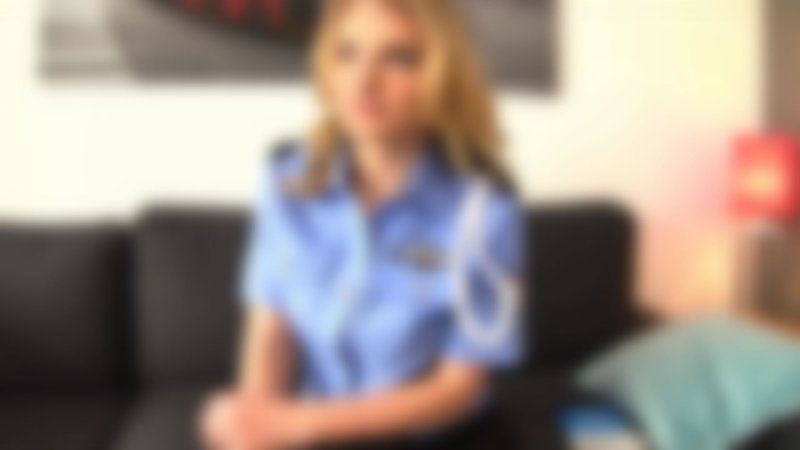 FC2-PPV-4897080 【無碼】日本男人 vs 金髮女警 現地租房時警察來訪被懷疑，但看到她的屁股太興奮，忍不住把肉棒插進去了(;'∀') 評論附高畫質ZIP檔 釣魚人
