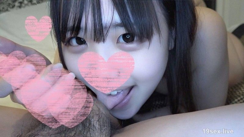 FC2-PPV-4904966 【個人拍攝】首次拍攝☆直到最近還是處女！18歲女大生☆盡情享受她的身體♥手淫口交都很擅長♥極度興奮的內射♥附特典
