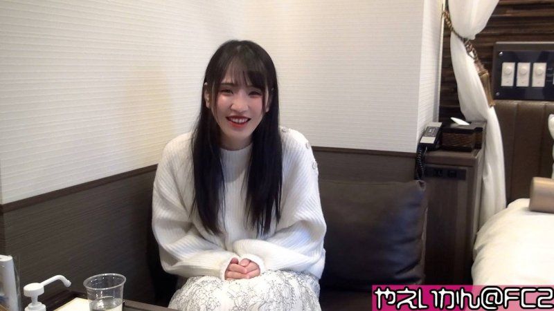 FC2-PPV-2677410 07【东京都○马区】住在推特的20岁地下帐号女子日葵小姐说服后进行了自拍性爱
