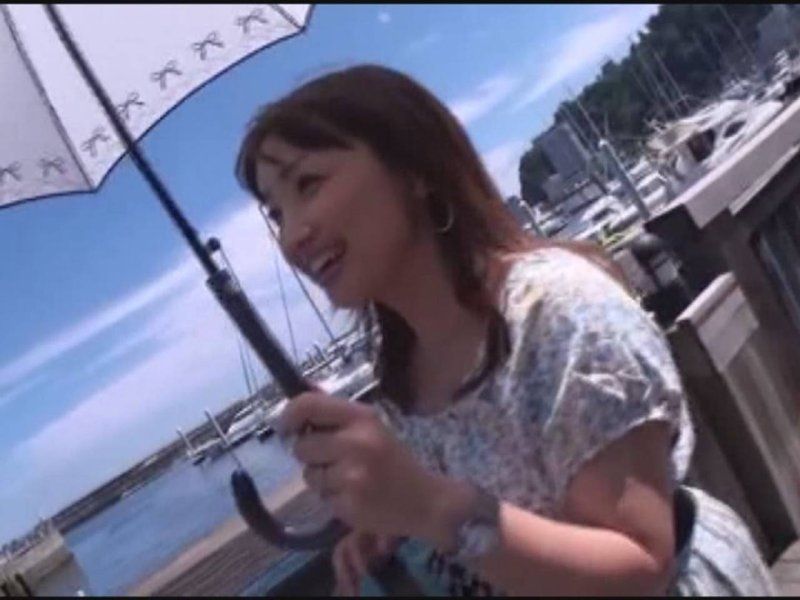FC2-PPV-4779385 总集篇 「女人过了28岁后性慾就会增加，你知道吗？」想要鸡巴到不行的人妻们 不贞妻4名 其9