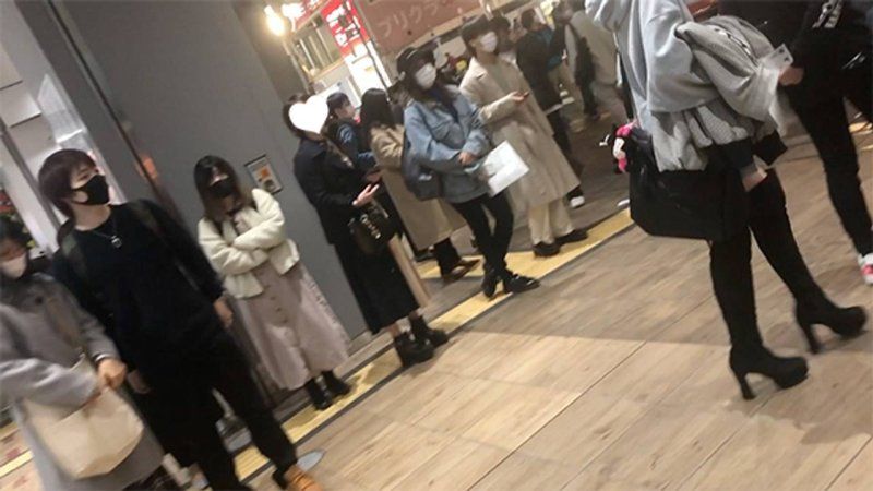 FC2-PPV-4787780 美绪20岁・颜射访谈⑩。像生驹里奈一样的纯情系JK的真面目是超爱色情！直到完全让她吞下大量的白色液体为止的全过程（052）
